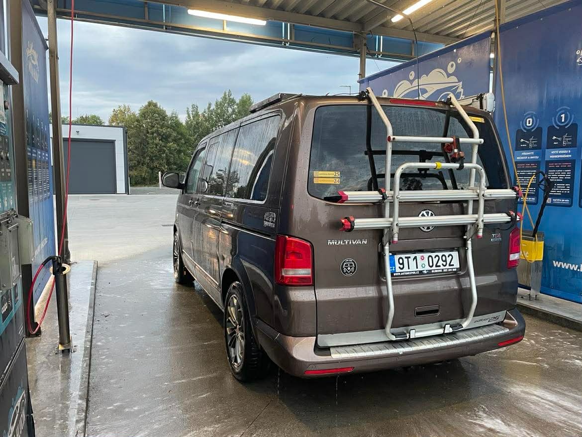 VW Multivan T5 2.0TDI 132kw Highline 2012 4MOTION - 4