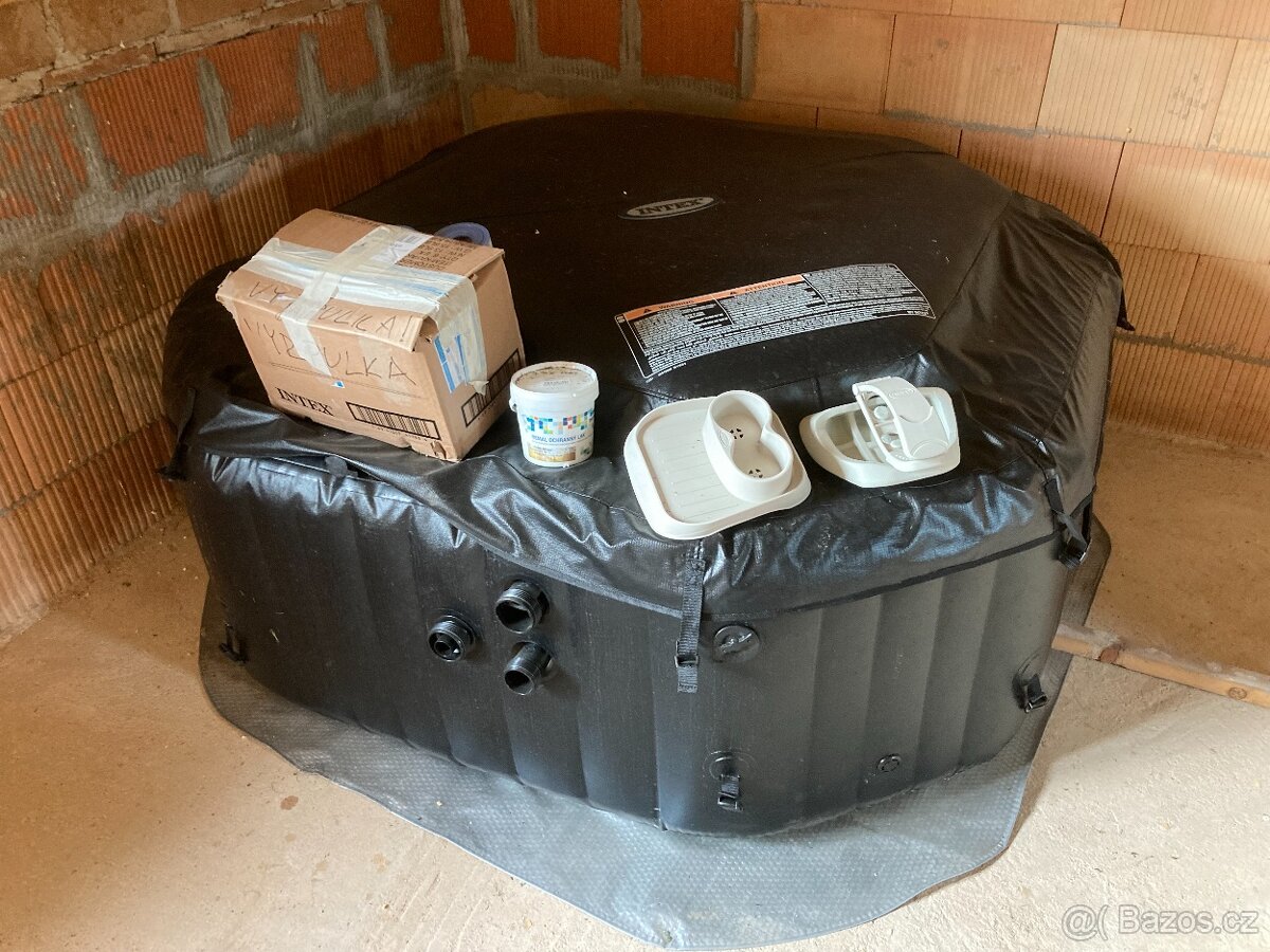 Vířivka PureSpa Jet & Bubble Deluxe - 4