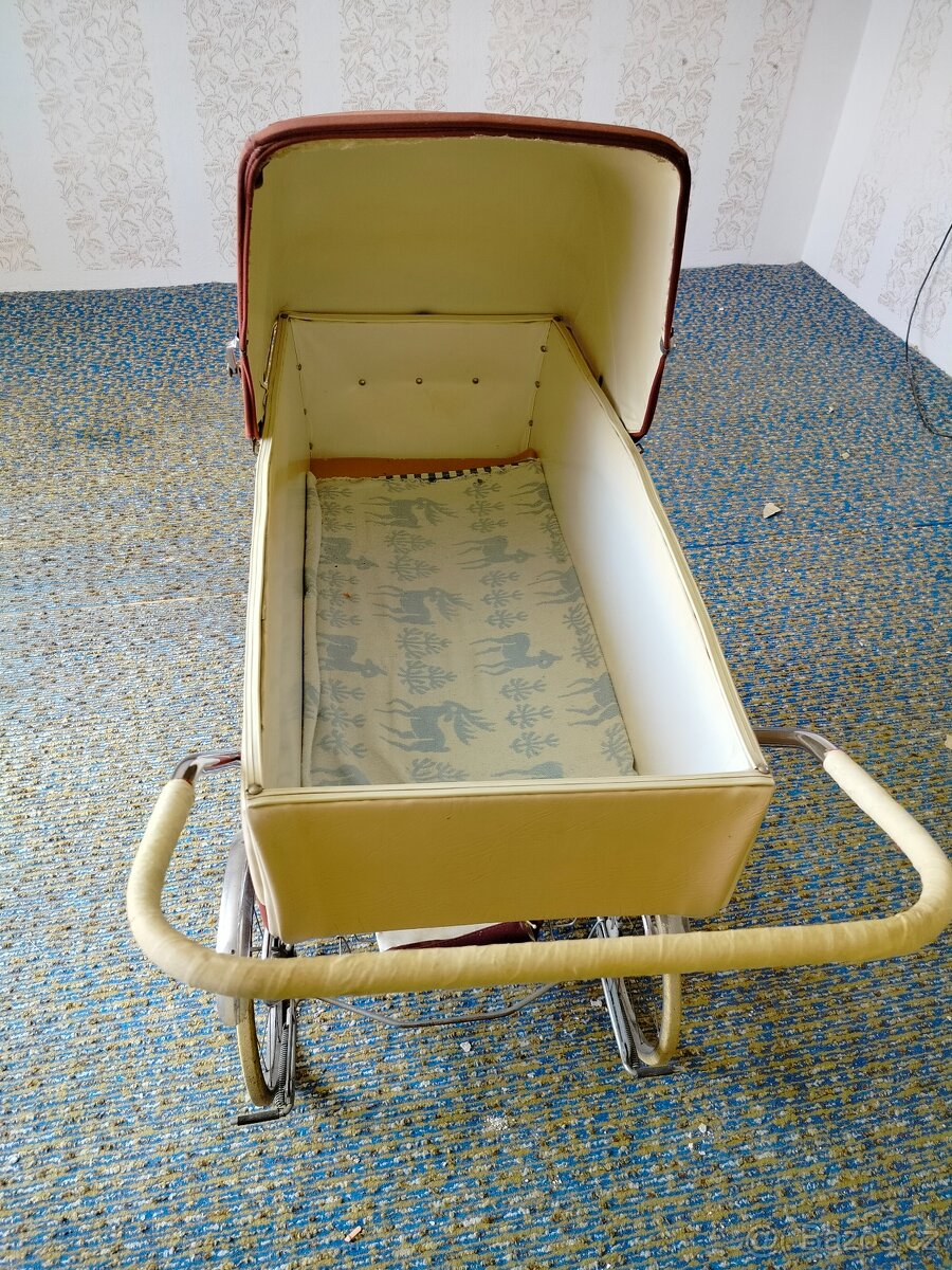 Retro kočárek - 4