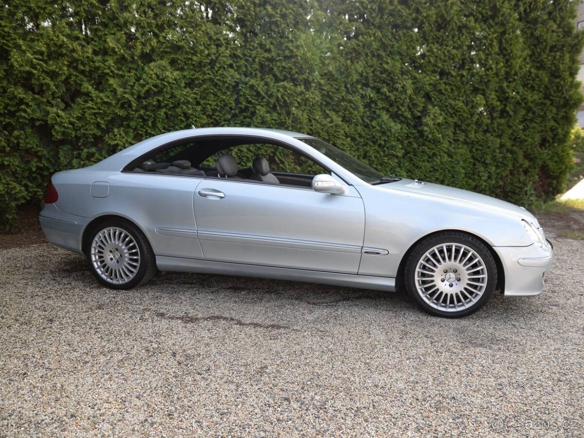 Mercedes-Benz CLK 220 CDI AVANTGARDE - 4
