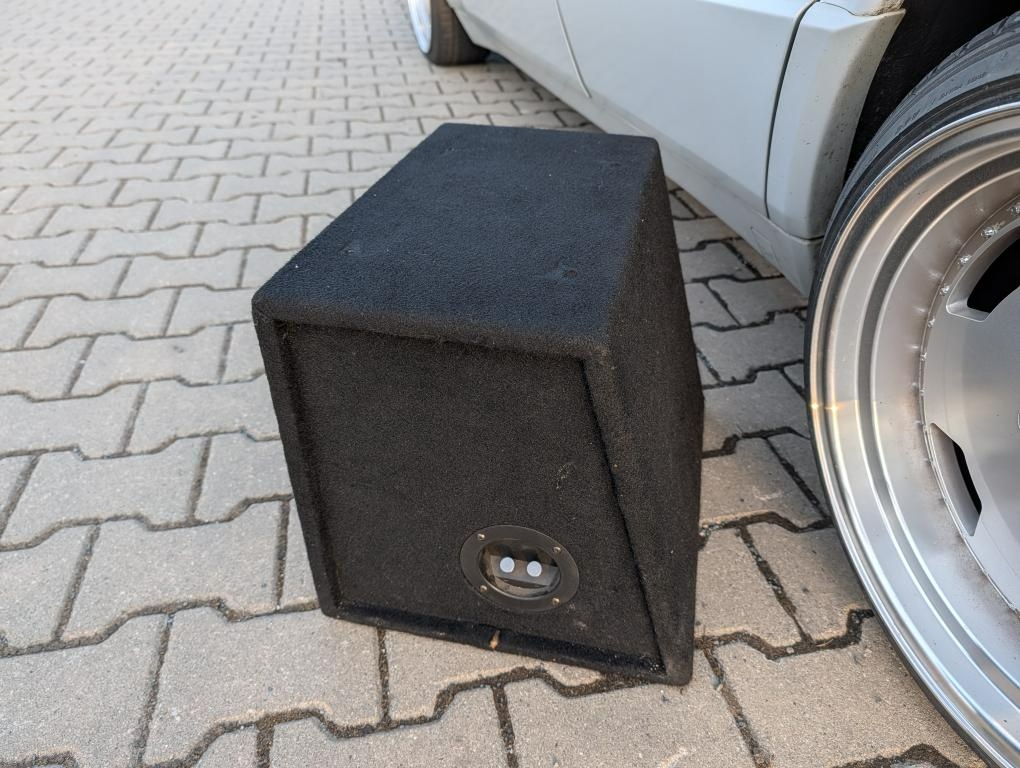 Subwoofer do auta Gladen Alpha 10 SB - 4