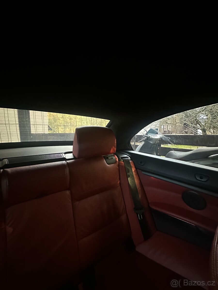 BMW e93 320i cabrio - 4