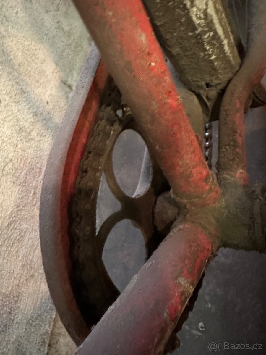 Prodám staré sovětské kolo ХВЗ (Charkov) – model „Ukrajina“ - 4