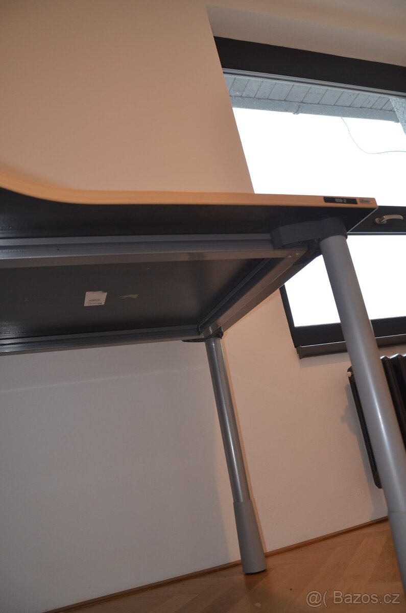 PRODÁM rohové kancelářské stoly - 4