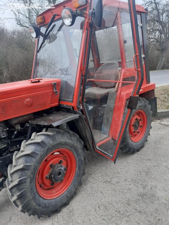 Prodám malotraktor MT8-050 diesel 4x4 motor slavia přední I - 4