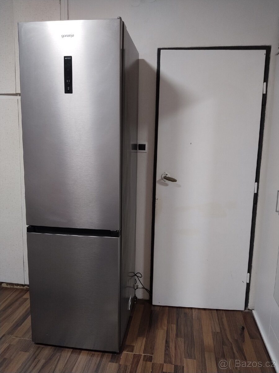 Lednice s mrazákem - 4