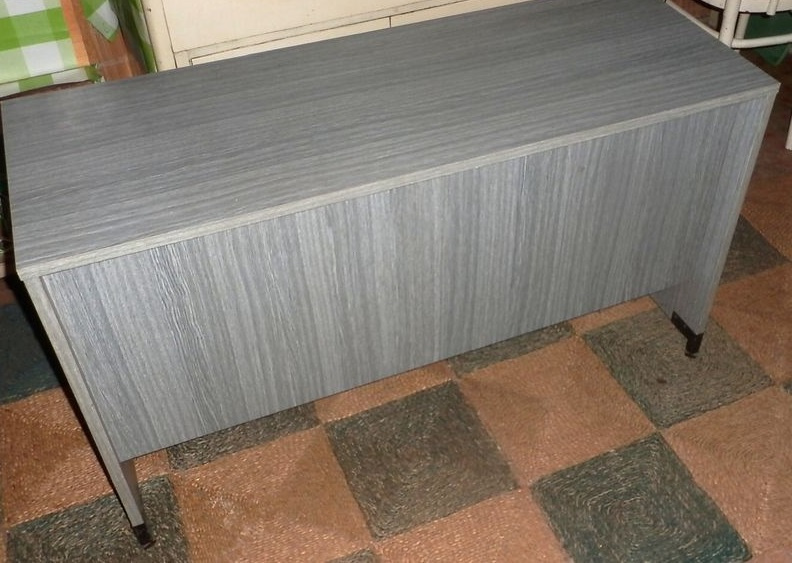 Konferenční stolek šedý - 4