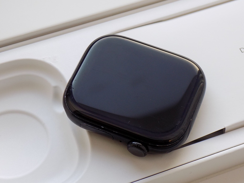 Apple Watch Series 10 46mm Jet Black - ZÁRUKA - 100% baterie - 4