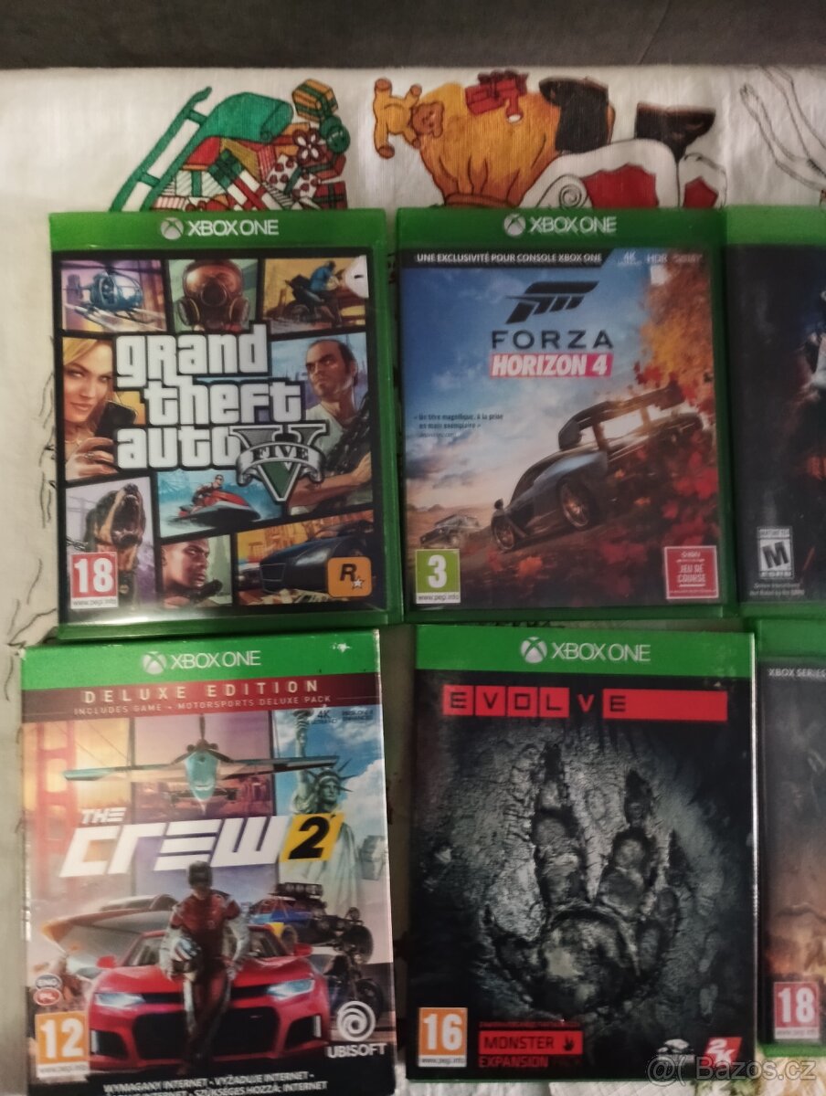 Prodám Xbox one - 4