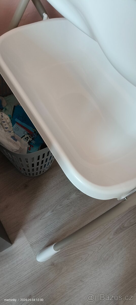 Prebalovak Cam s vaničkou pro mimi - 4