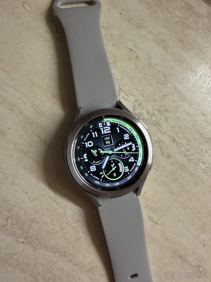 Samsung Galaxy Watch4 (44mm) - 4