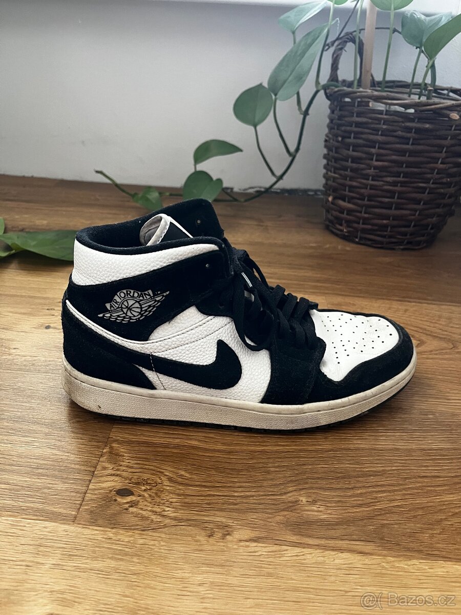 Air Jordan 1 Mid (černo-bílé) - 4