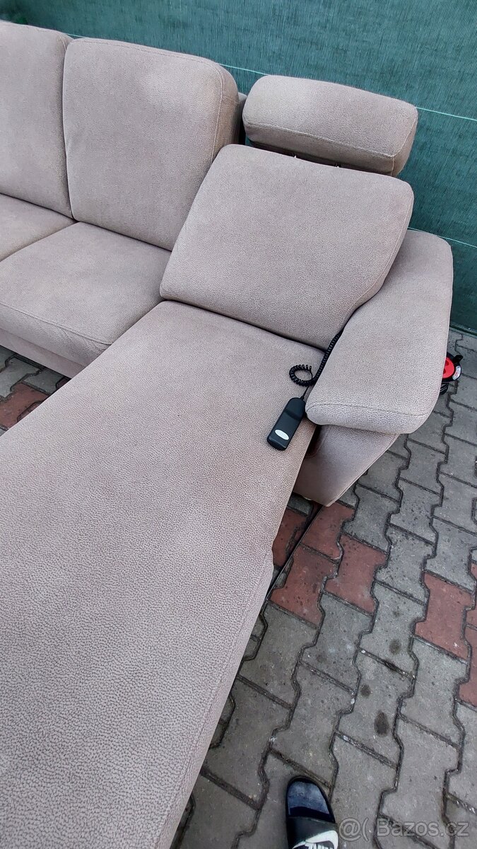 Sedací souprava ve tvaru L - 4