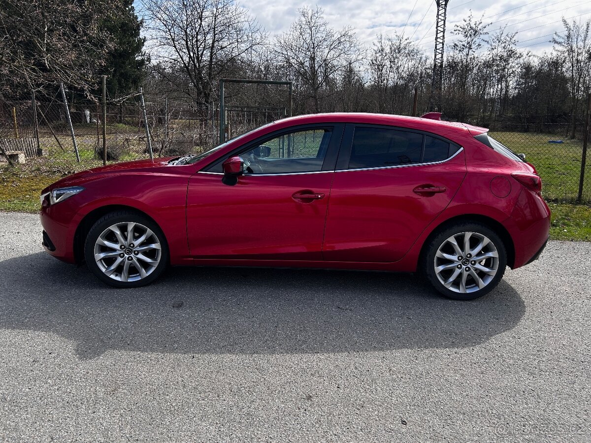 Mazda 3 2.0 Skyactiv G (121 kW) • Revolution • 2015 - 4