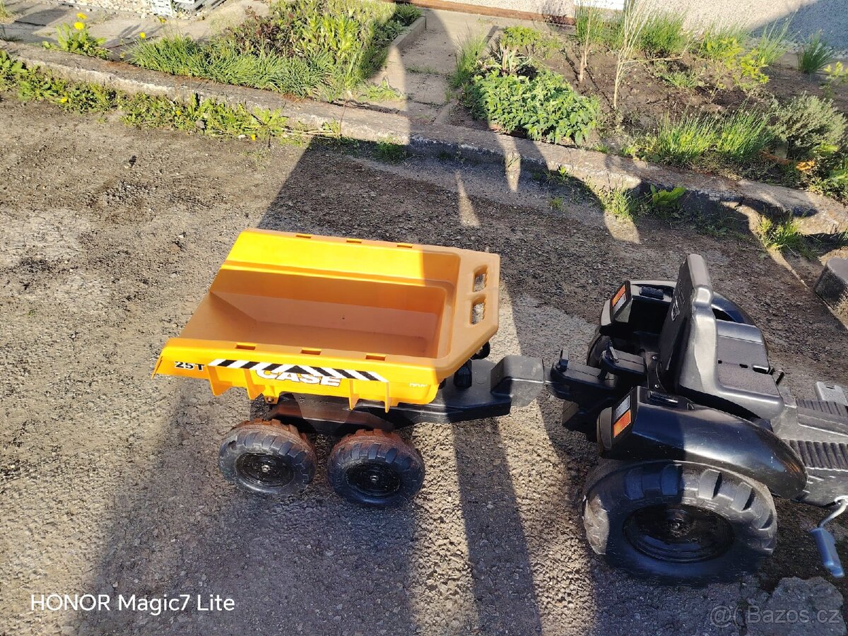 Dětský šlapací traktor - 4