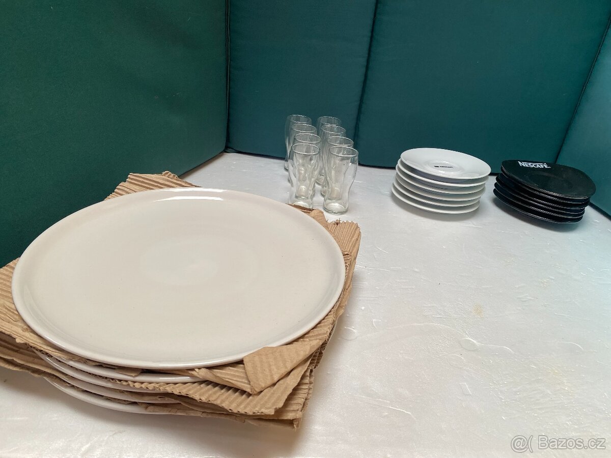 podšálků, sklenic a pizzových talířů - 4