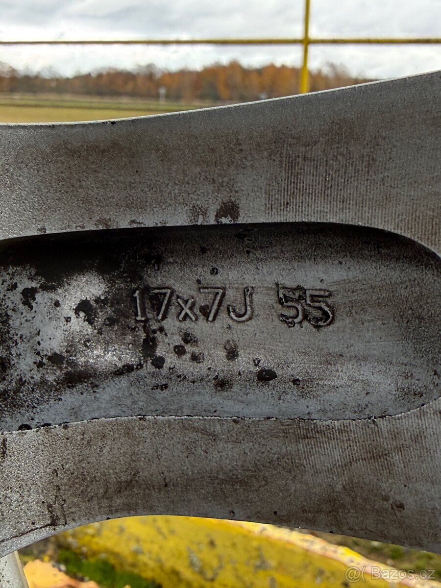 Originál kola Honda Civic - 4