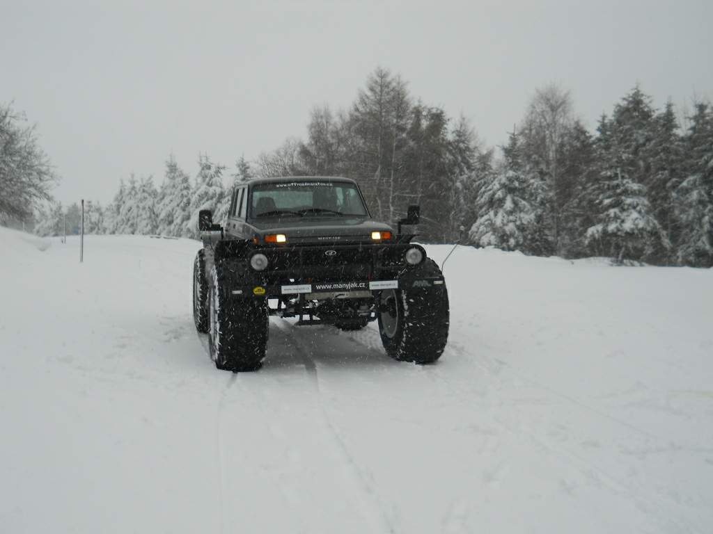 Lada Niva Bronto Extrém