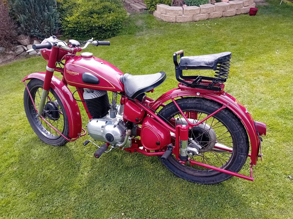 Triumph TWN 250 pérák, 1953 s doklady. - 4