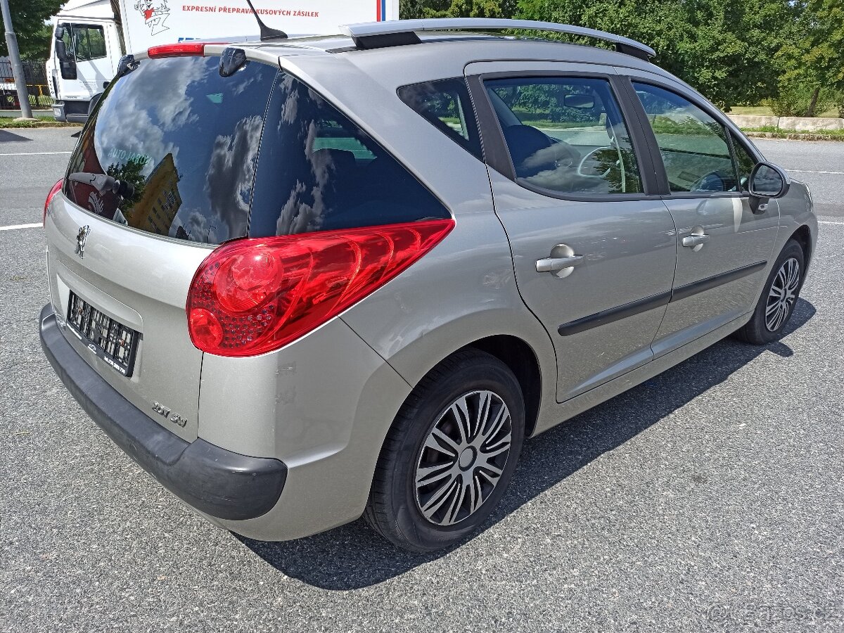 Peugeot 207 1.4 VT-i 70kW SW PANORAMA ČR, 2.MAJITEL - 4