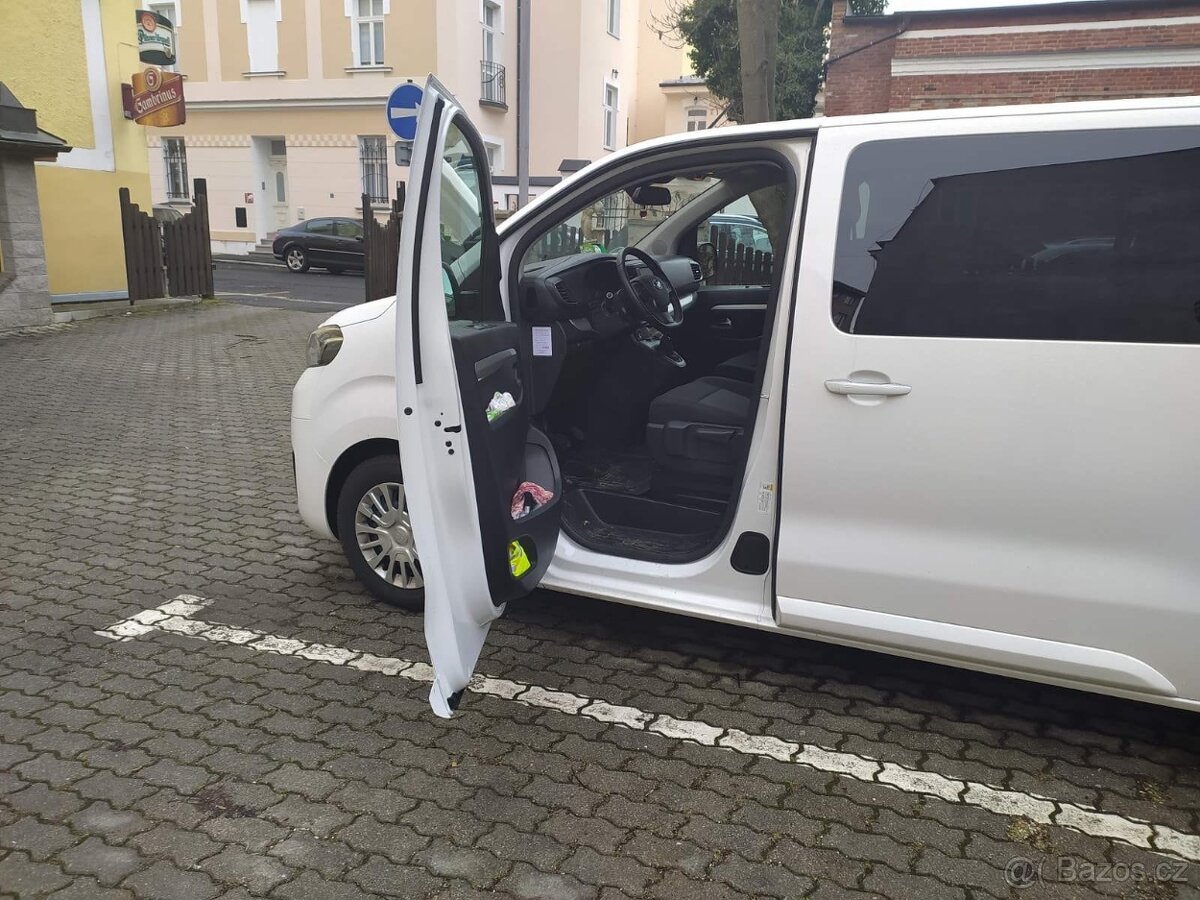 TOYOTA ProAce Verso 2.0 D-4D 2.0l 122.37PS. 2020 - 4