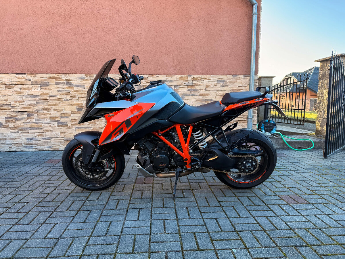 KTM Super Duke 1290 GT - 4