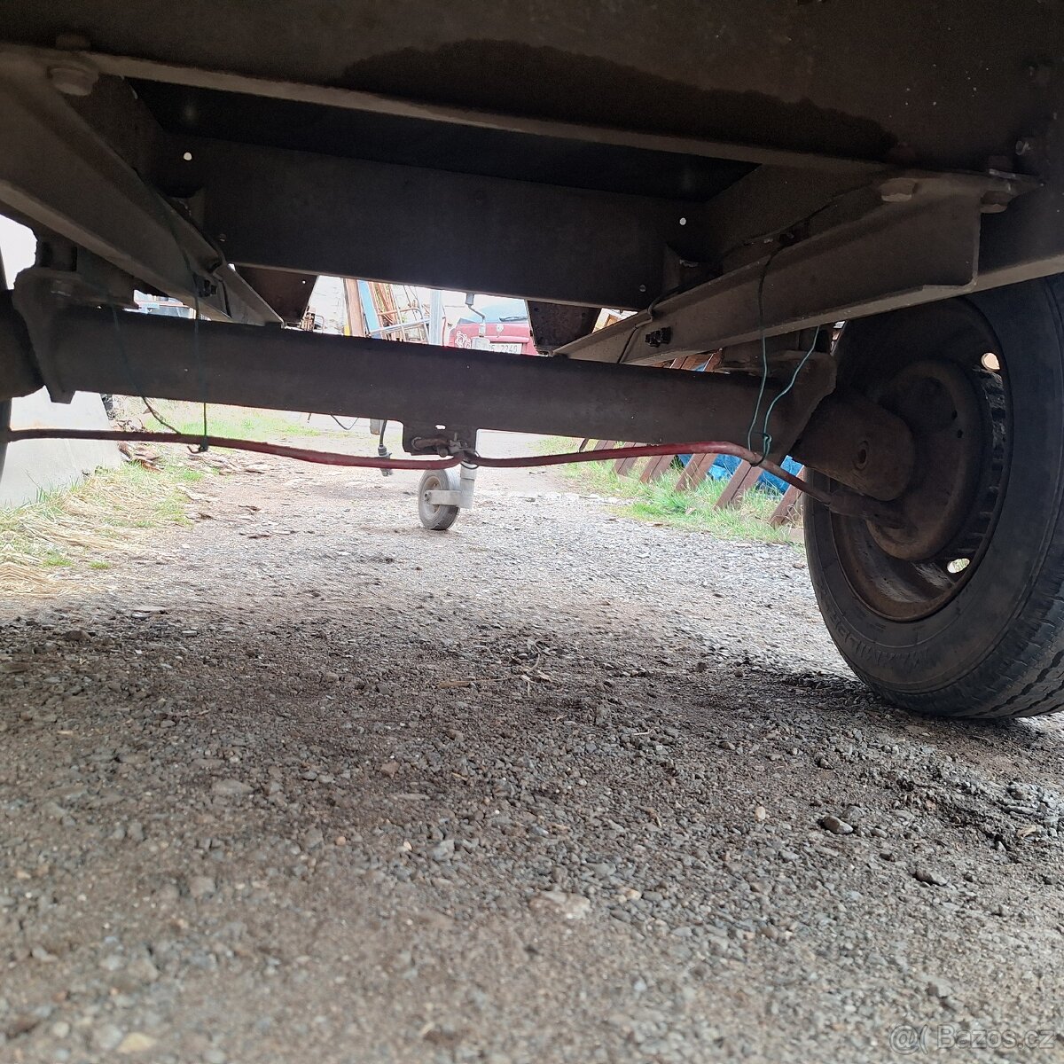 Přívěsný vozík brzděný - 4