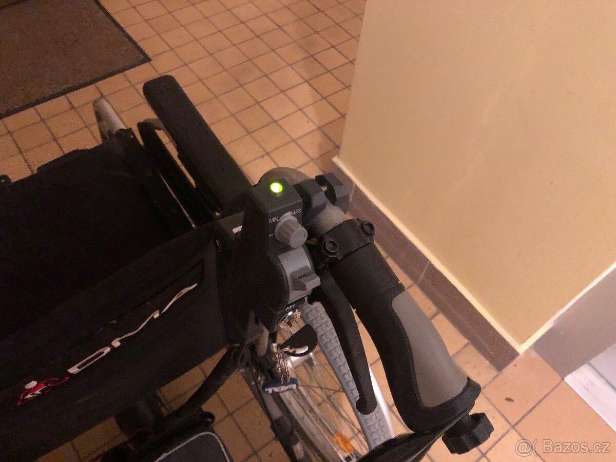 Pohonný motor na invalidní vozík - 4