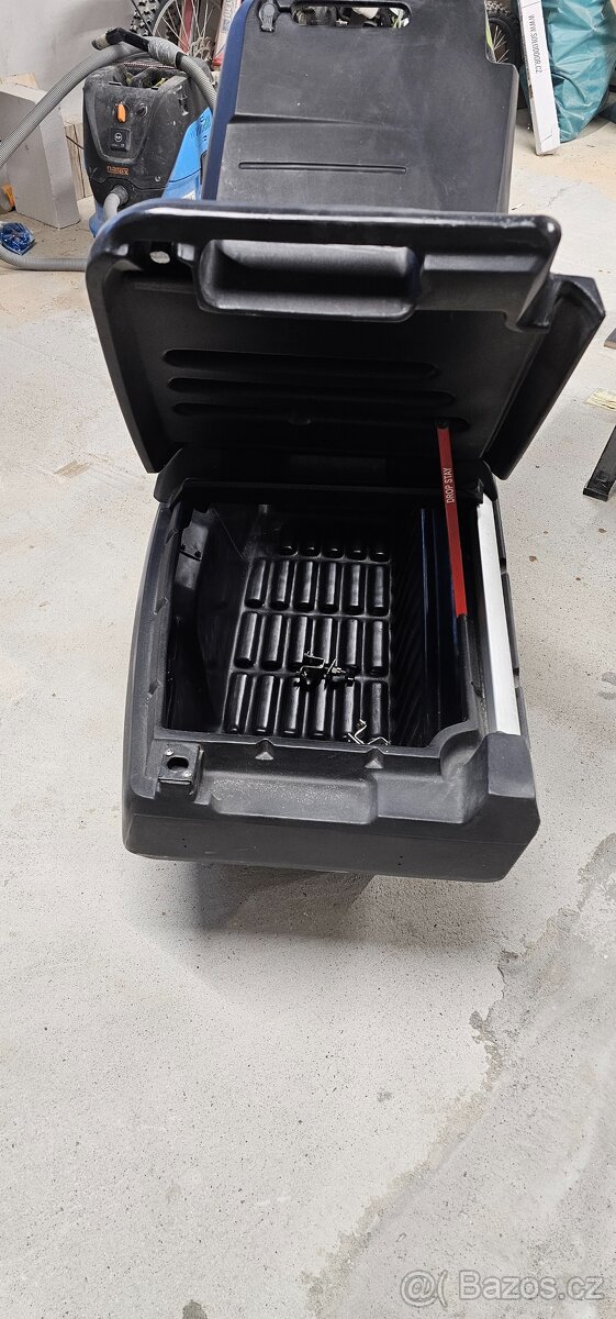 Box na korbu Hilux - 4