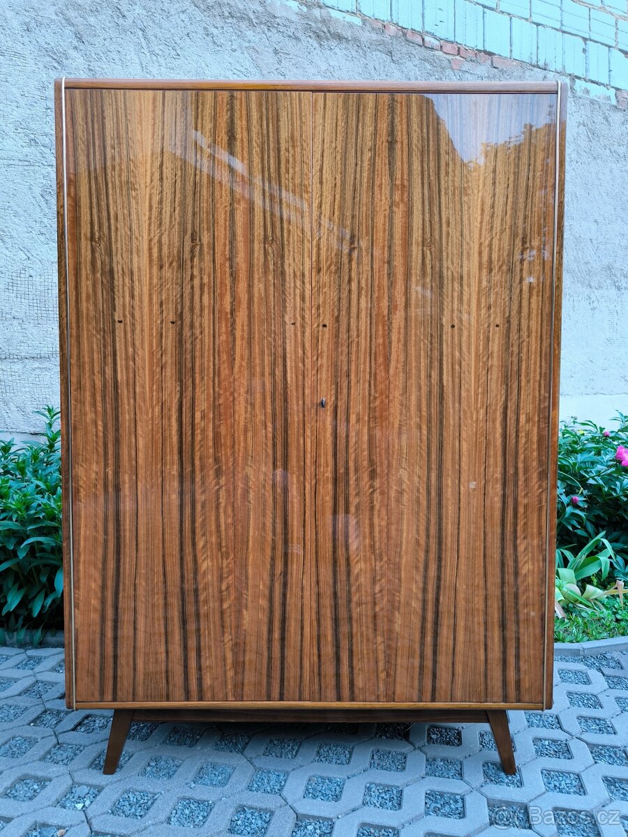 Retro šatní skříň B. Landsman a H. Nepožitek - 60. léta - 4