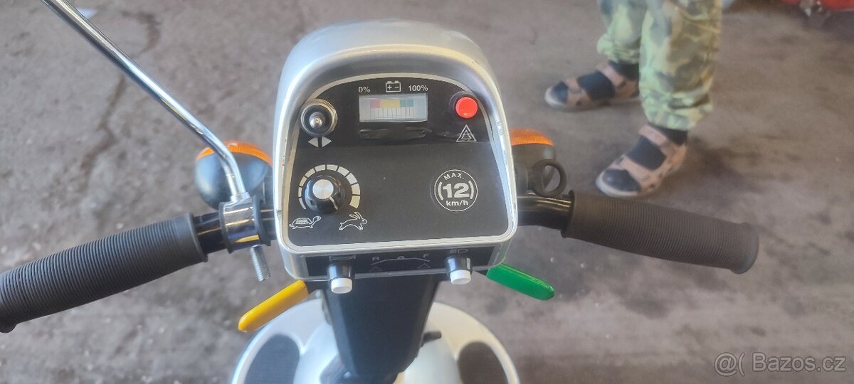 Elektrická tříkolka pro seniory elektrický vozík - 4