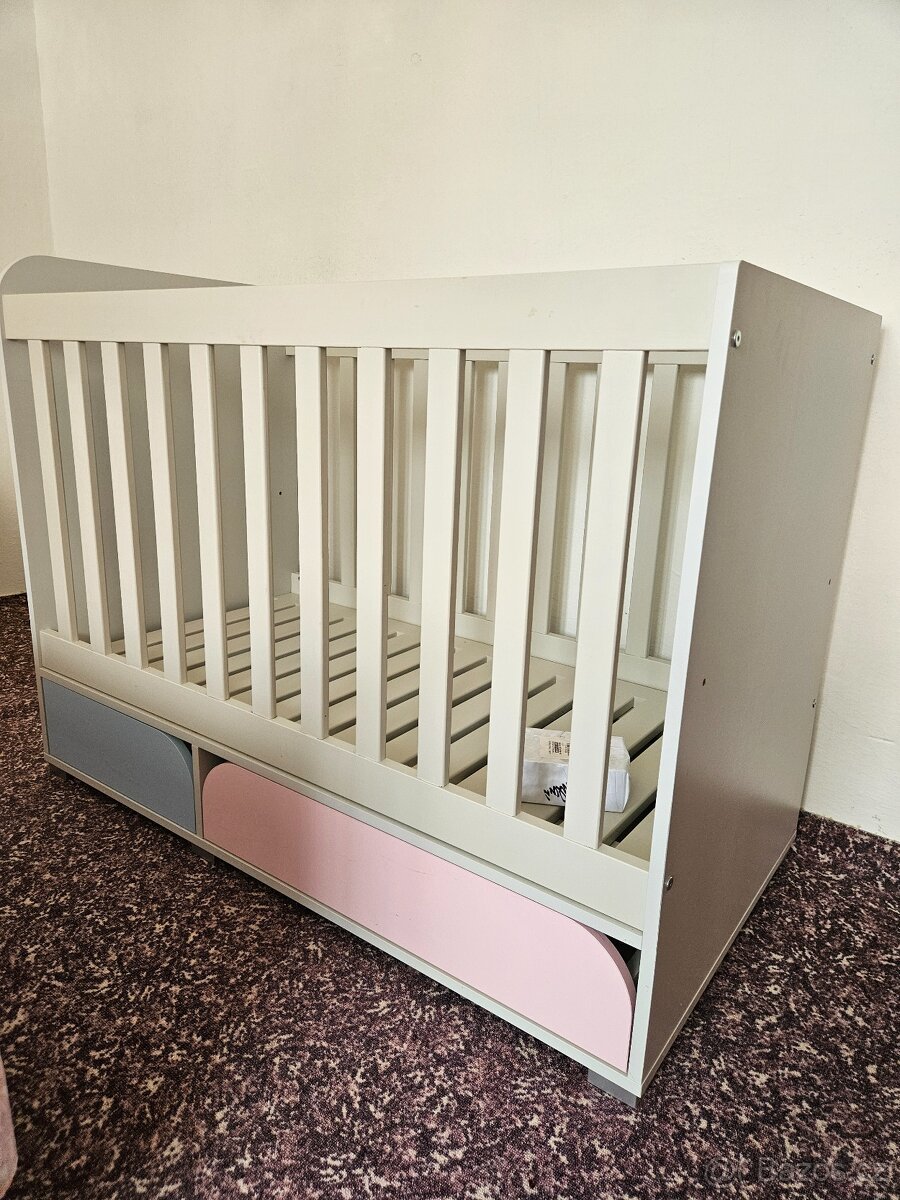 Dětská postýlka s příslušenstvím - 4