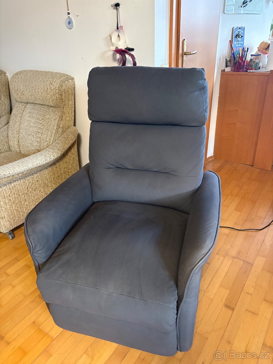 Elektrické polohovací křeslo - 4