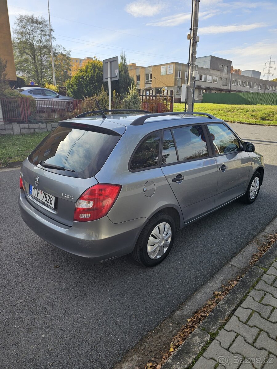Škoda Fabia II Combi 1.4 16V 63 kW - 4