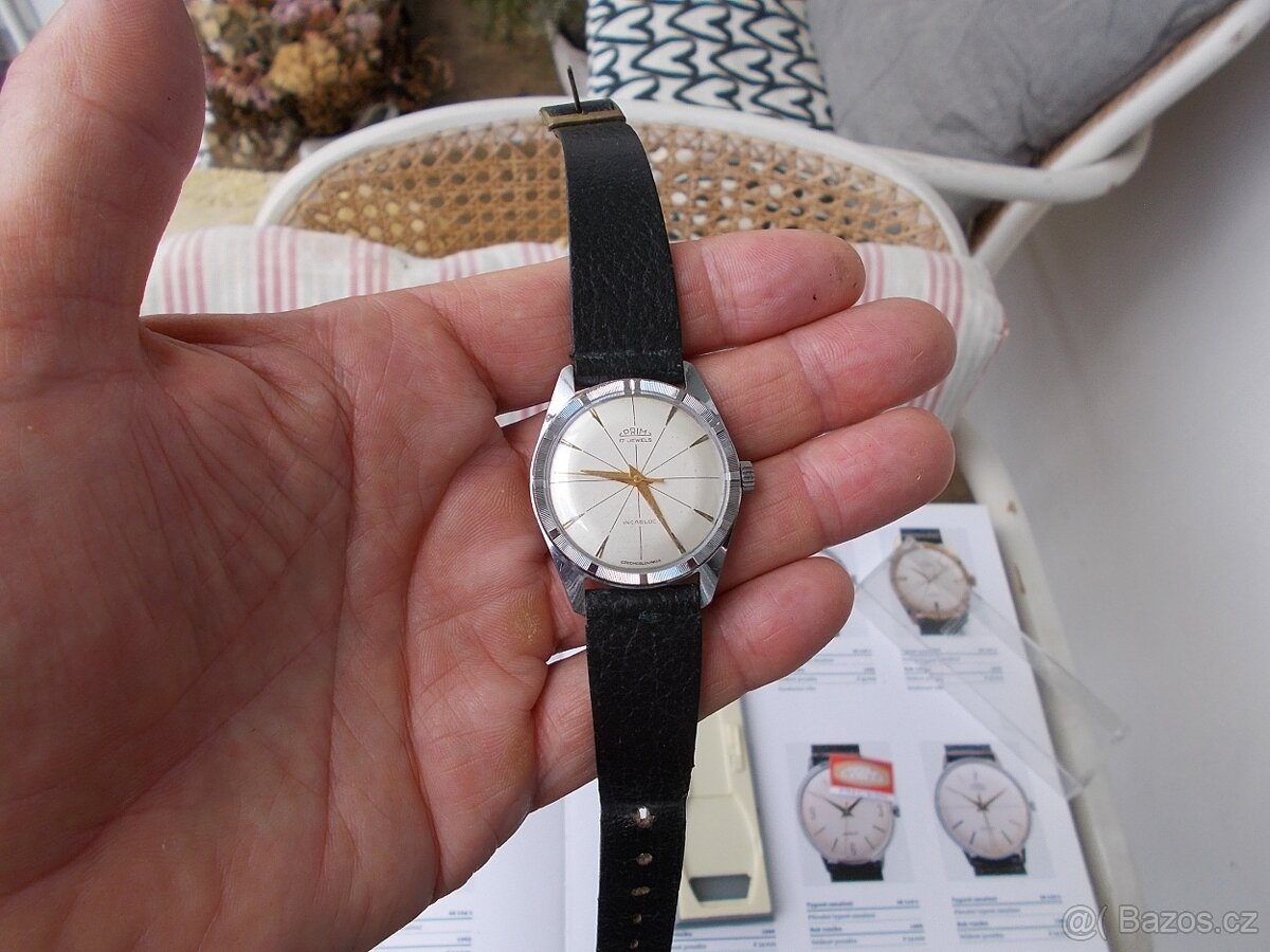 vzacne funkcni tezko sehnatelne hodinky prim šipky rok 1965 - 4