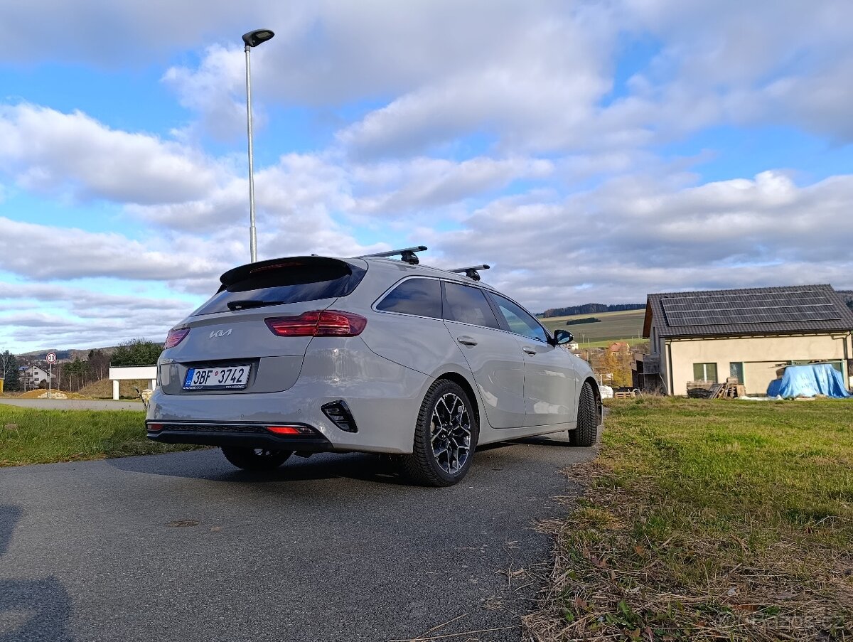 Kia Ceed SW Edice 30 - 4