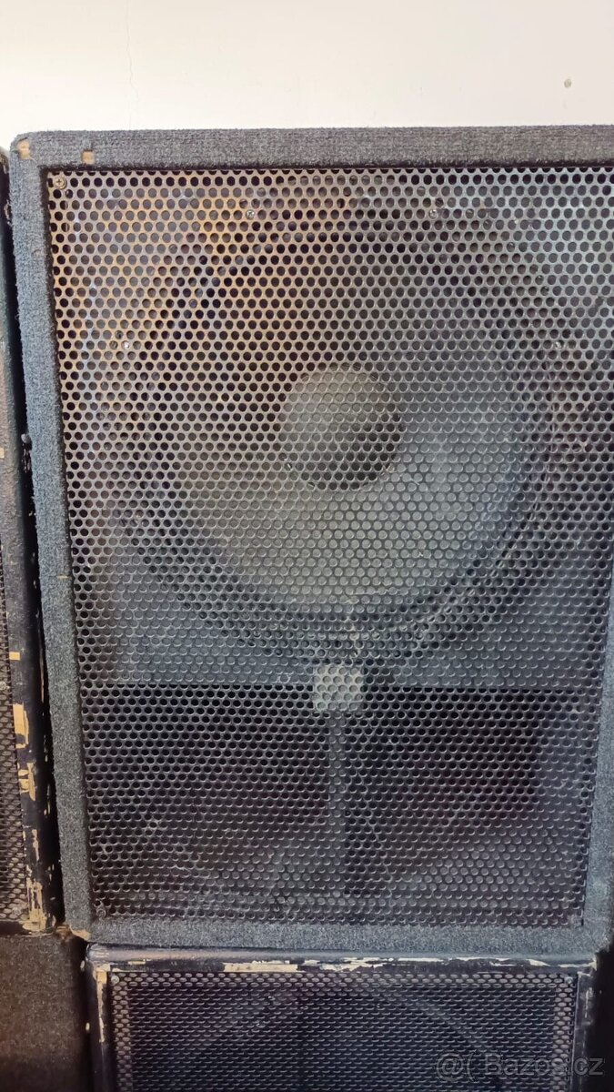 Mackie fussion 1800 SA & 1800S - 4