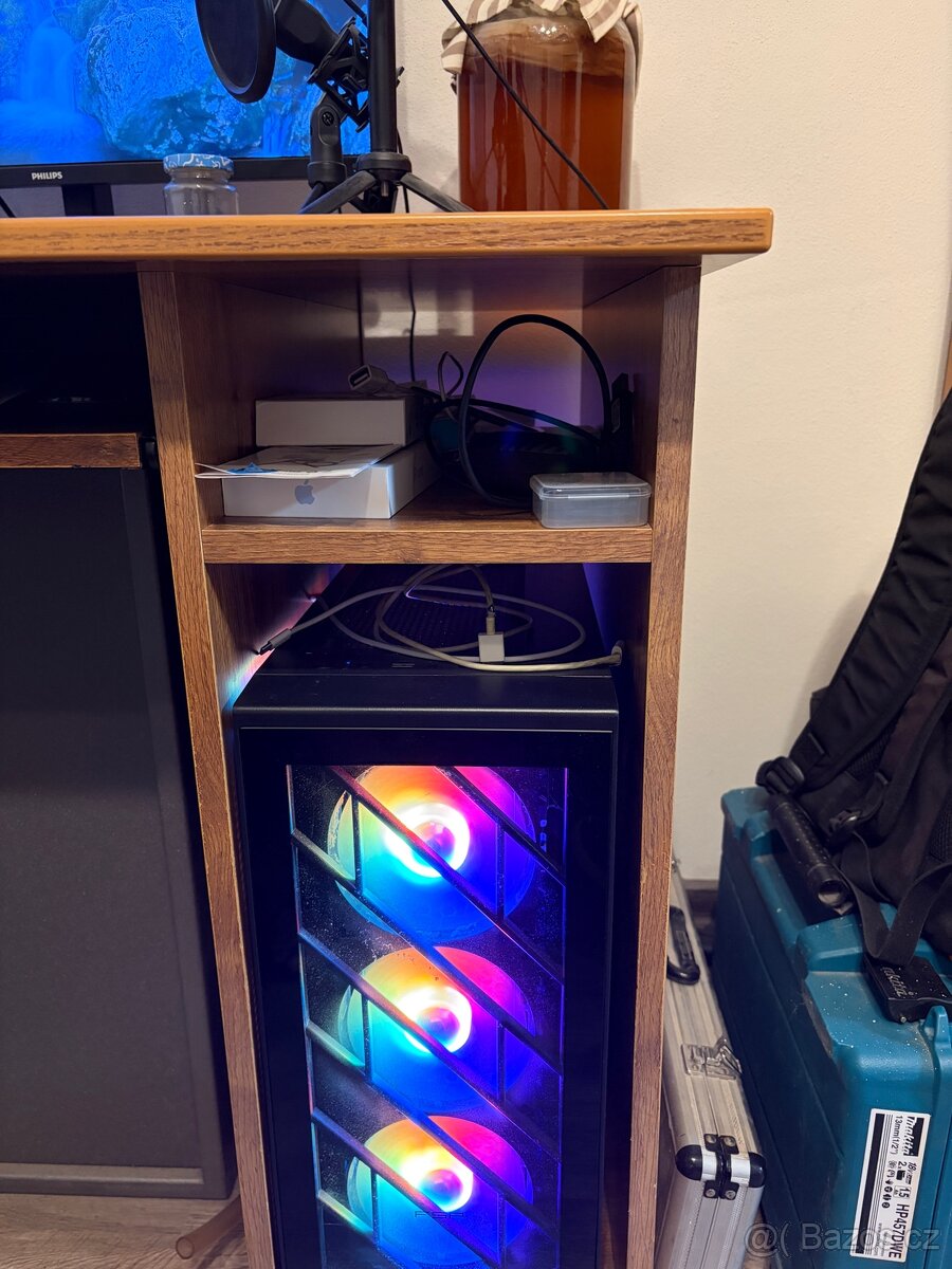 PC počítačový stůl, odběr ve Vsetíně - 4