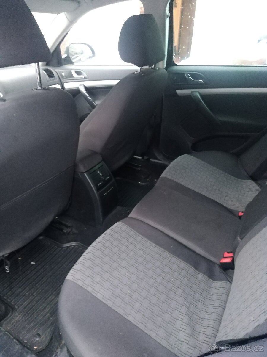 Octavia 2 1.8 tsi veškeré dily - 4