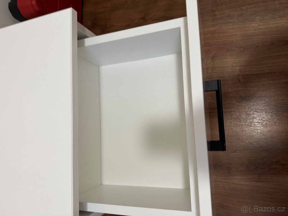 Noční stolek / komoda – bílá - 4