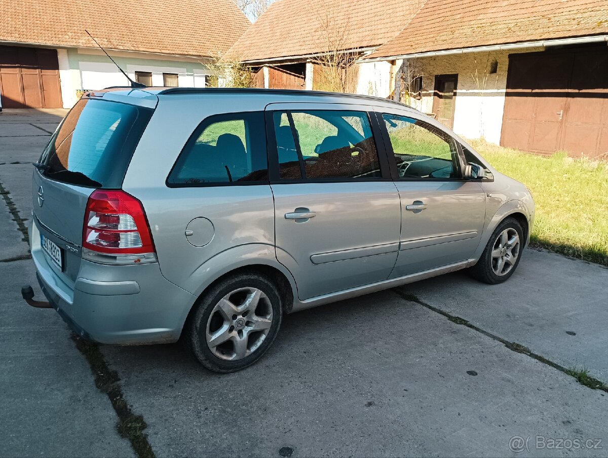 Opel Zafira B 1.9cdti - 4