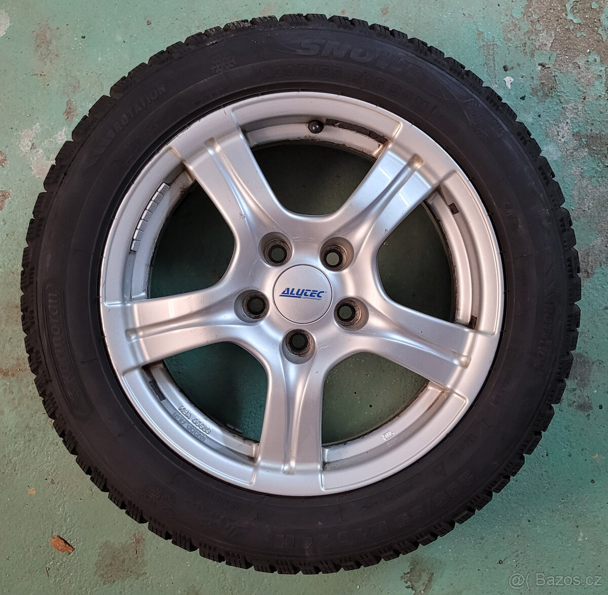 Alu + pneu 205/55 R16, Alutec 16" - 4
