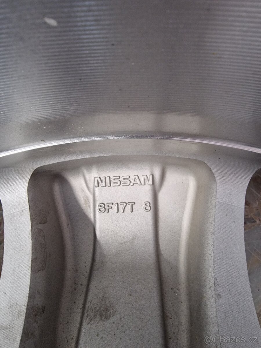 Alu disk+pneu NISSAN - 4