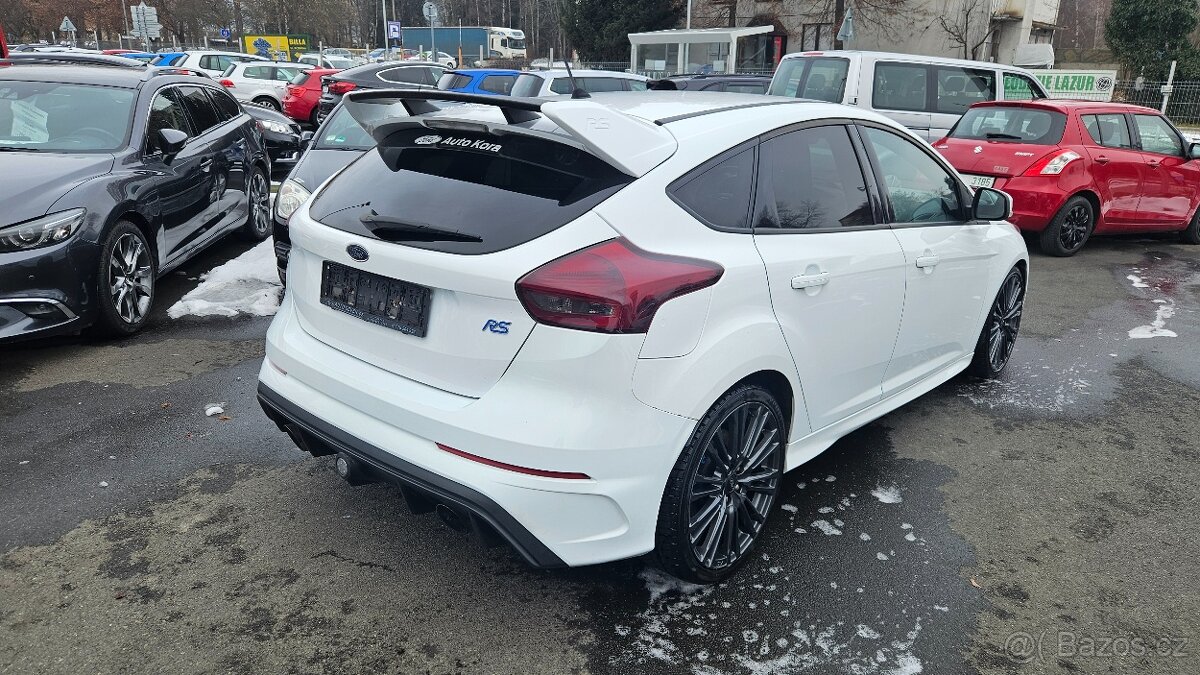 Ford Focus RS 2,3i - 4
