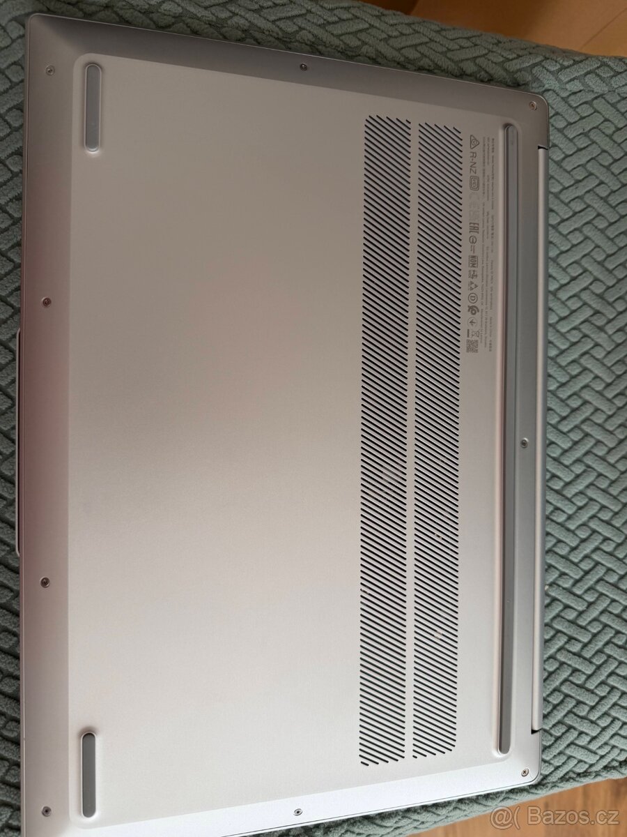 IdeaPad Slim 5 16" Full HD Ryzen5 7530U 16GB DDR4 512GB NVM - 4