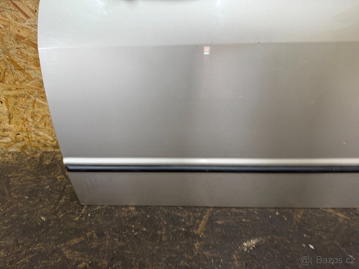 HOLÉ PŘEDNÍ LEVÉ DVEŘE ŠKODA FABIA 1 - 4