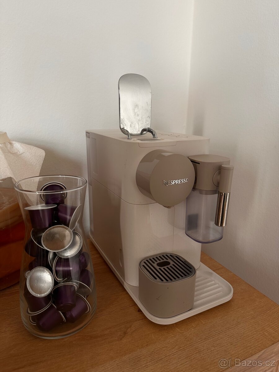 Kávovar Nespresso x DēLonghi - 4