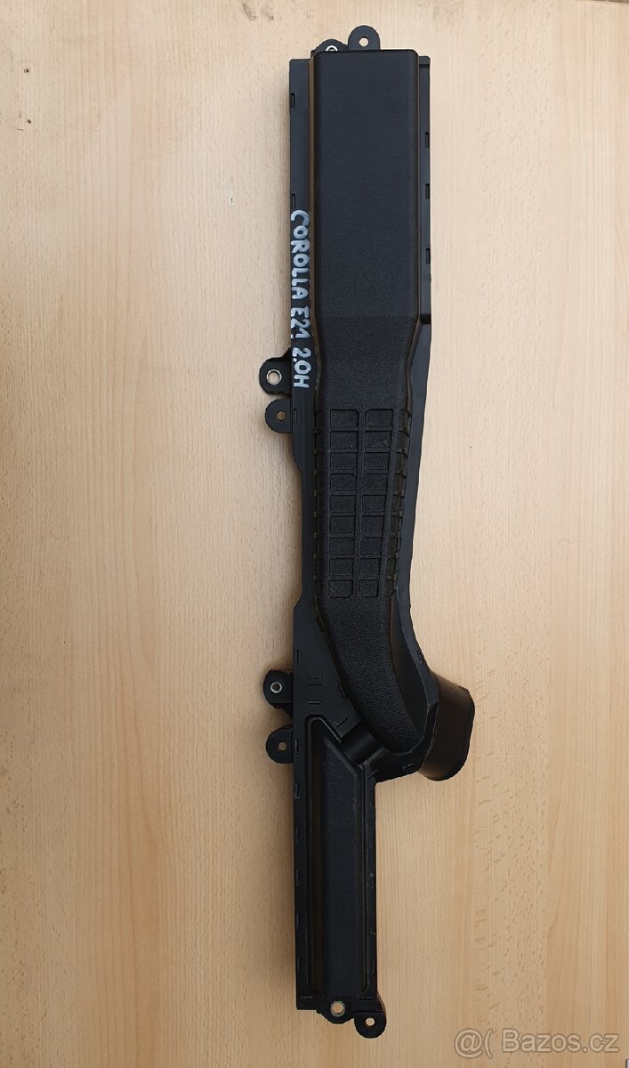 Corolla E21 doraz kapoty - 4