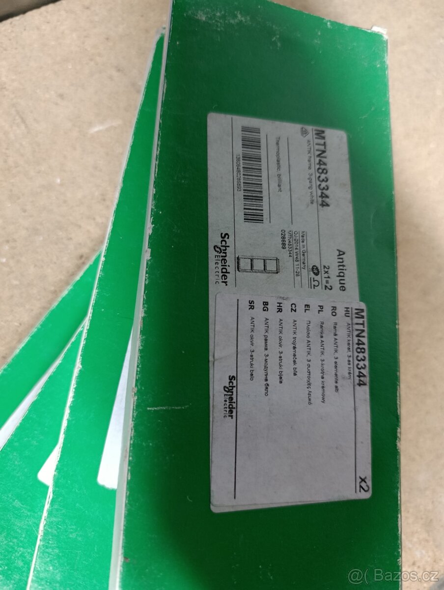 Rámečky vypínačů a zásuvek Schneider - 4