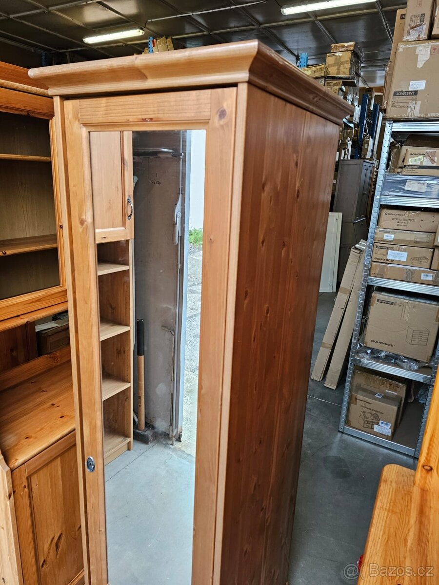 ZRCADLOVÁ SKŘÍŇ IKEA LEKSVIK - 4